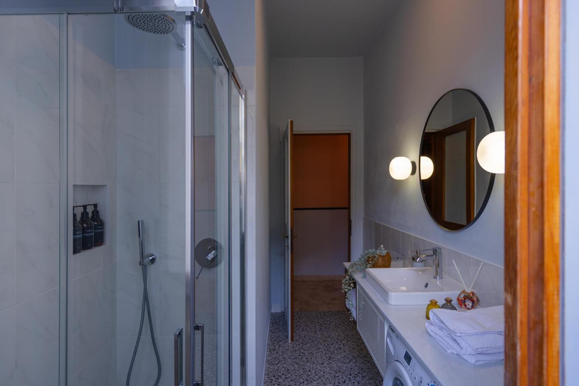 מונצה Arengario Apartment מראה חיצוני תמונה